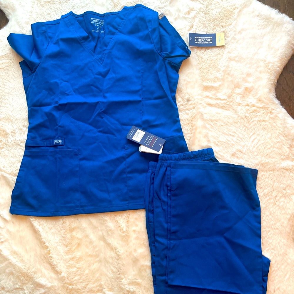 Cherokee Workwear Modern Classic scrubs ( top and flare pant)